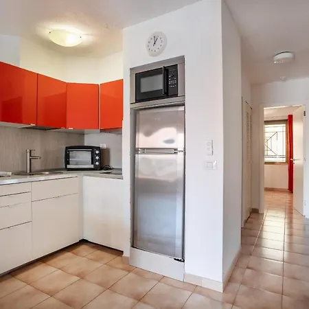 Castle Harbour Phoebe's Flat Cristianos By Lovetenerife Apartmán