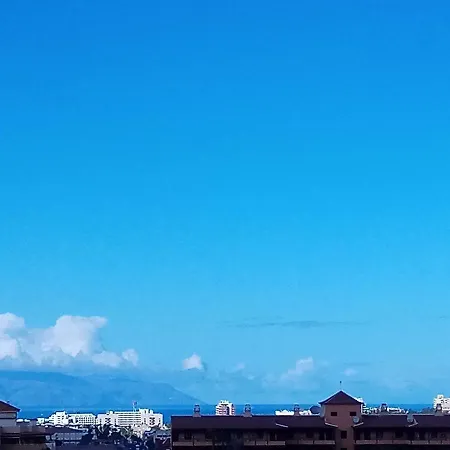 公寓 Castle Harbour Phoebe's Flat Cristianos By Lovetenerife