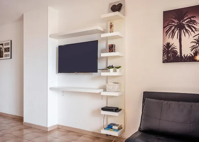 Apartament Castle Harbour Phoebe's Flat Cristianos By Lovetenerife *