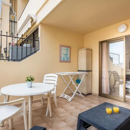 아파트 Castle Harbour Phoebe's Flat Cristianos By Lovetenerife 로스크리스티아노스