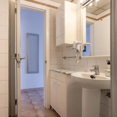 Castle Harbour Phoebe's Flat Cristianos By Lovetenerife Los Cristianos